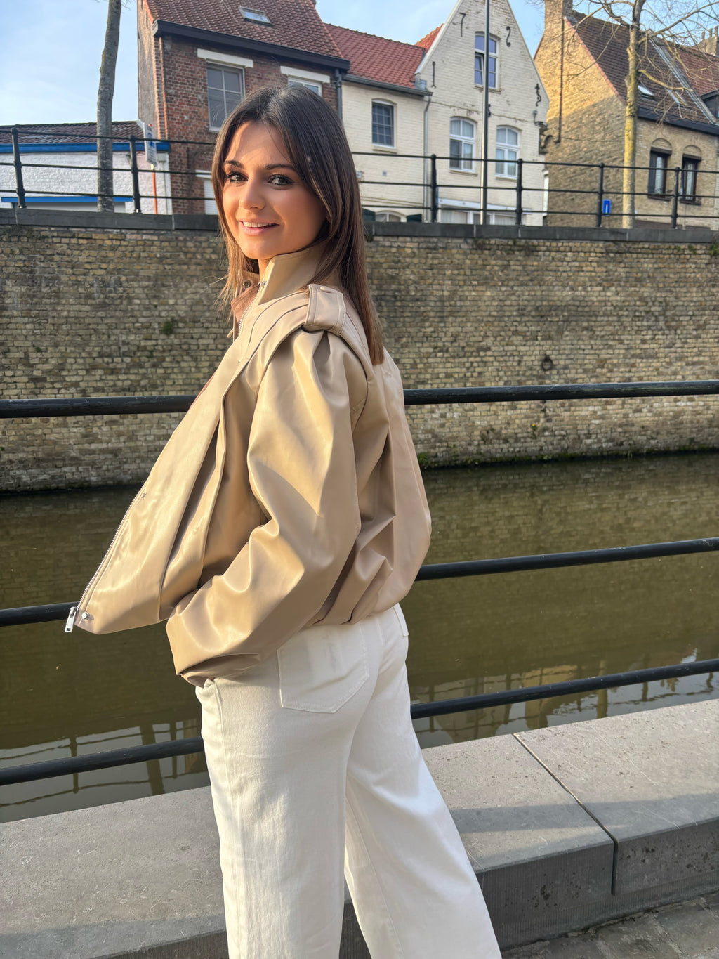 Lederlook jas beige