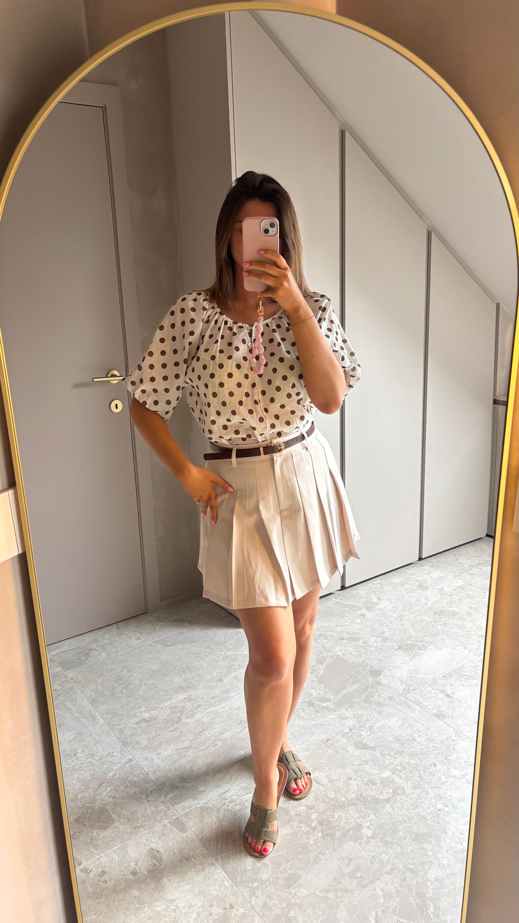 Chic Dot Blouse - Off-white