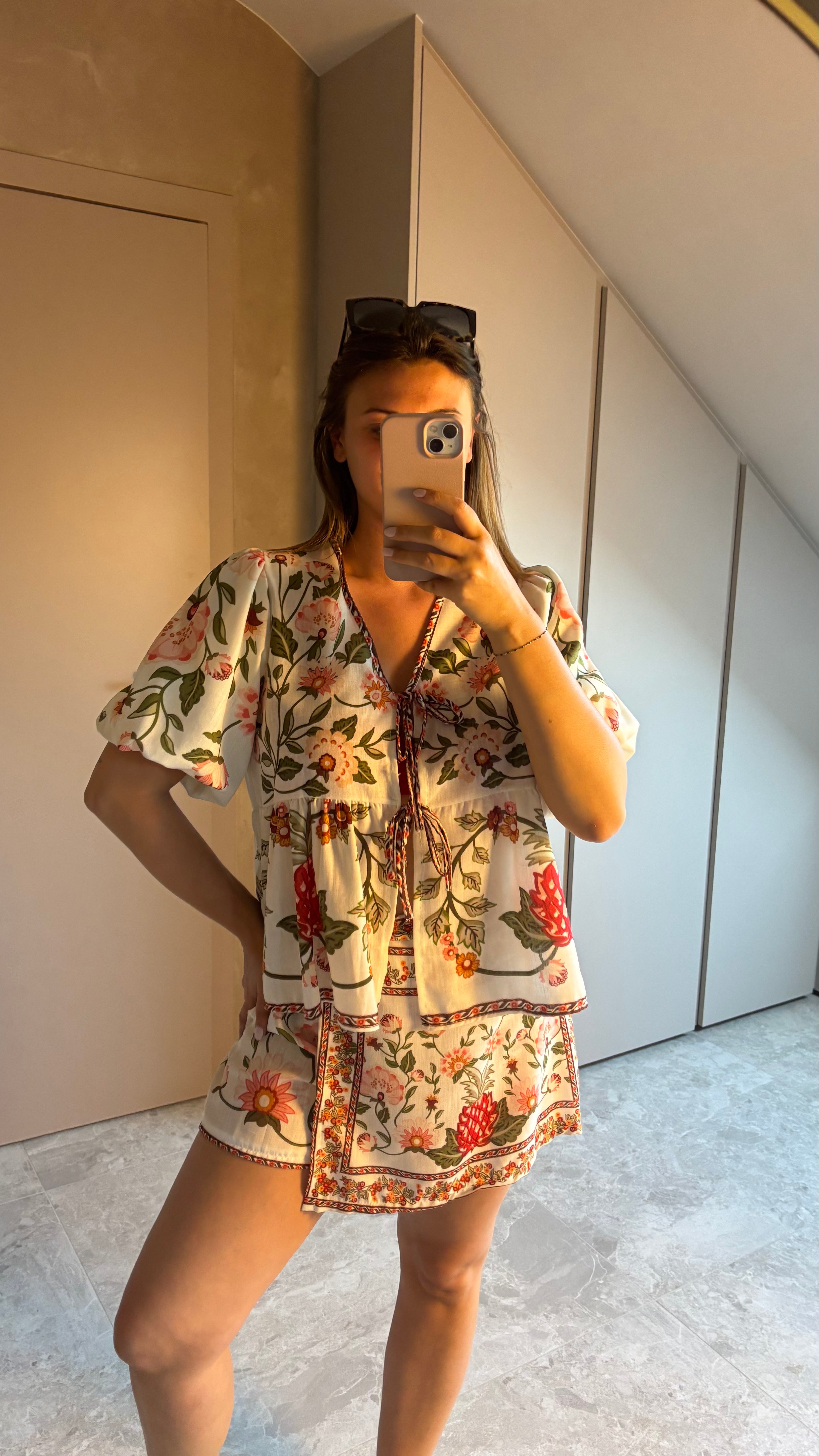 Fiorella Short