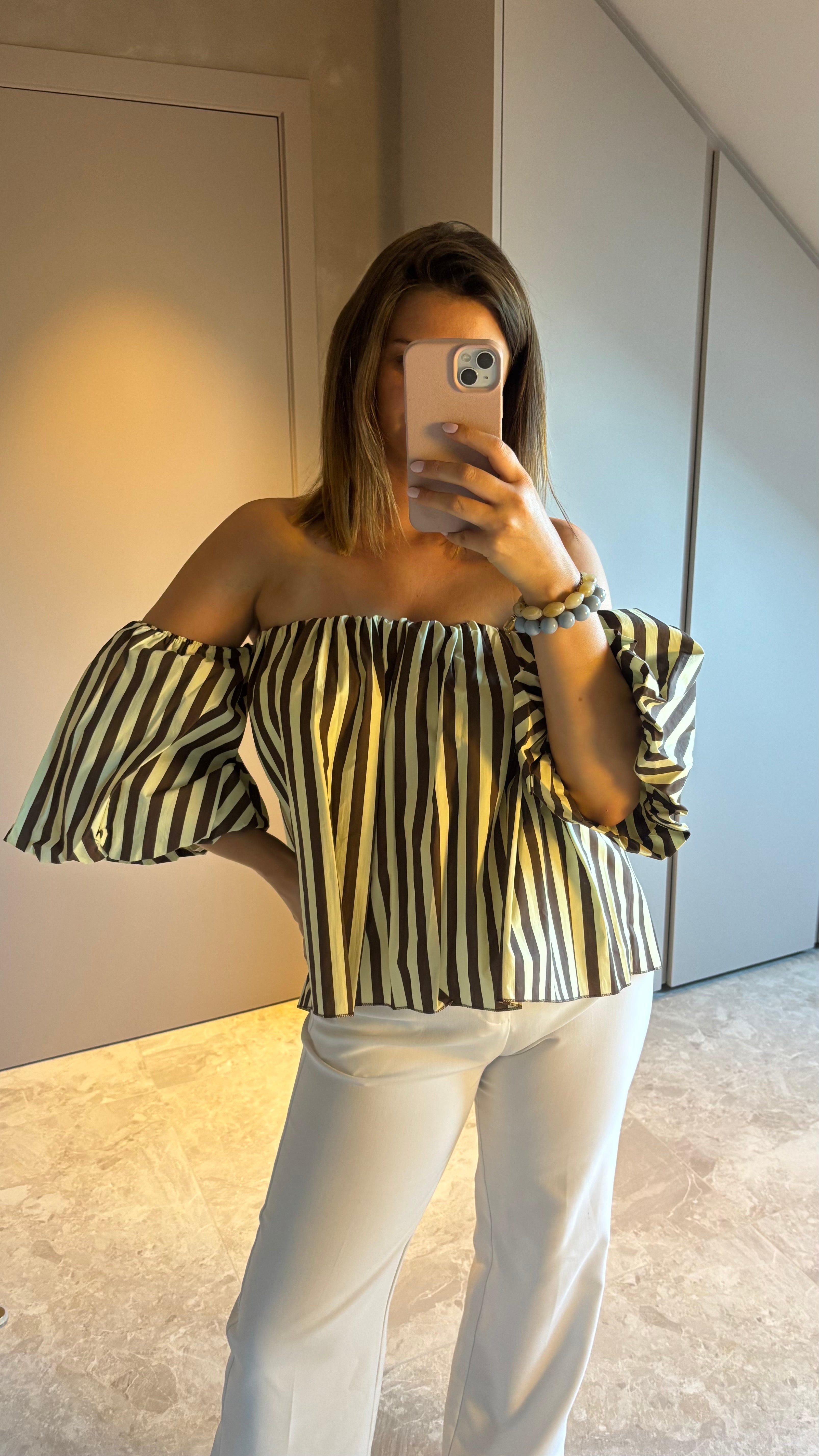 Riviera Off-Shoulder Blouse - Mocha