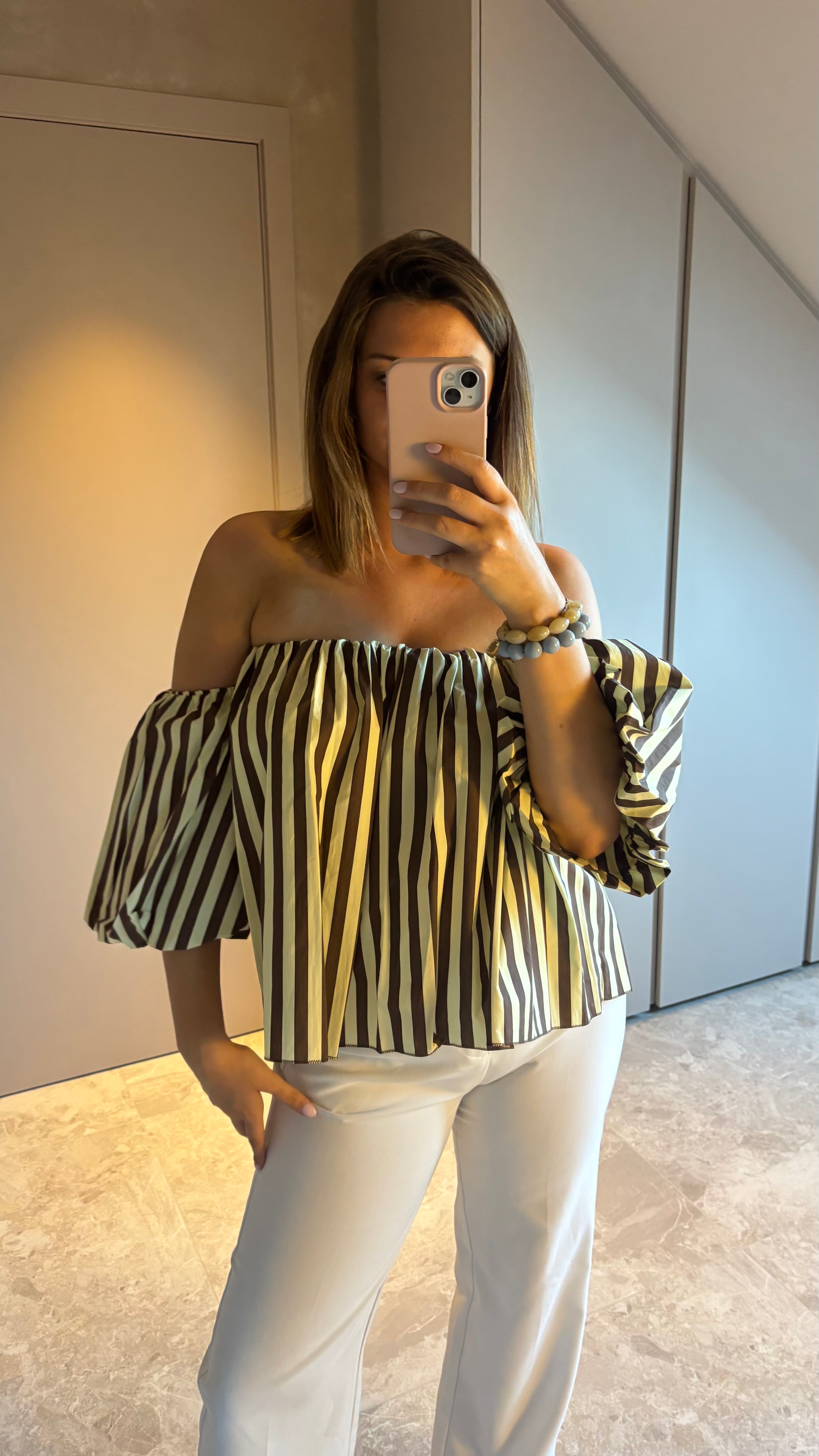 Riviera Off-Shoulder Blouse - Mocha