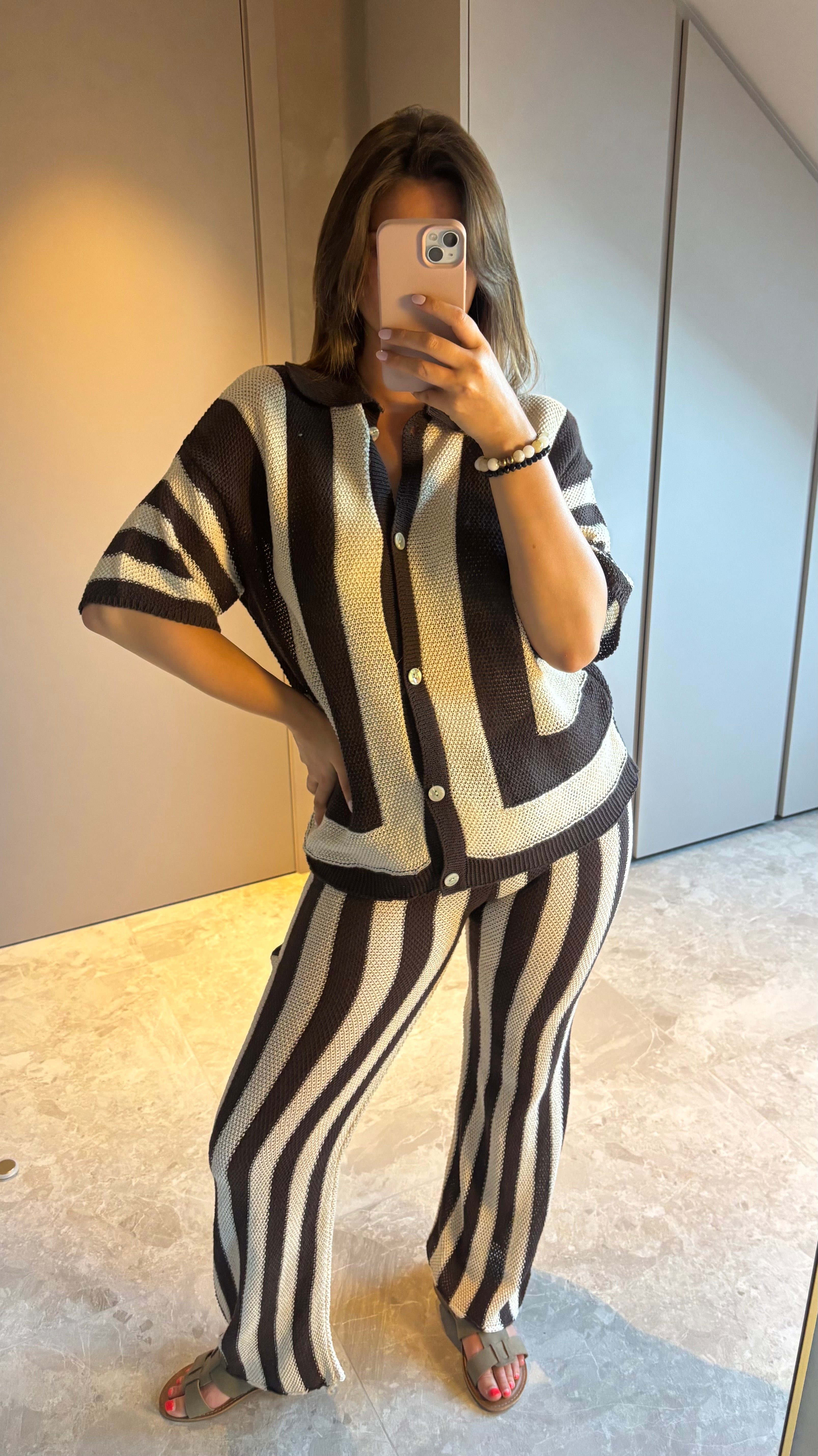 Mocha Stripe Set