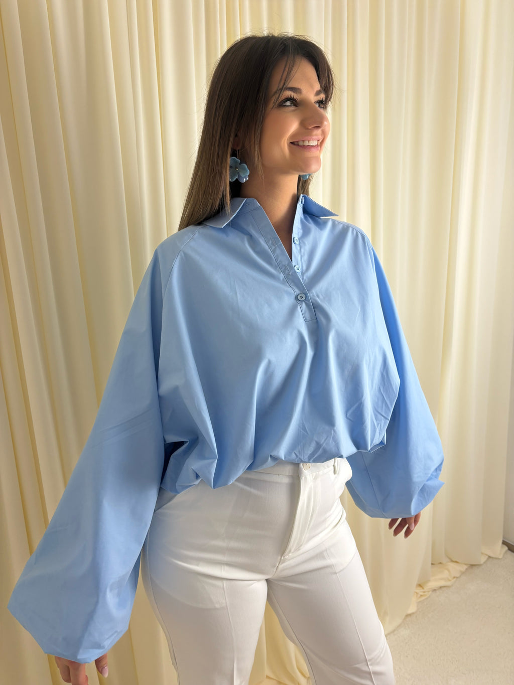 Blauwe gepofte blouse